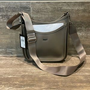 NWT DKNY Brook Messenger crossbody bag
